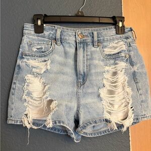 American Eagle Outfitters Light Blue Distressed Denim Shorts Sz 4